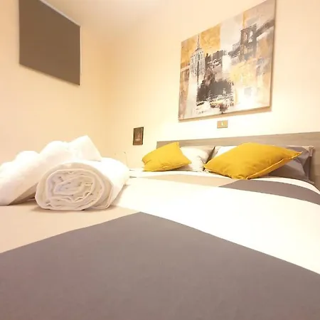 Monferrato House * Монкальво
